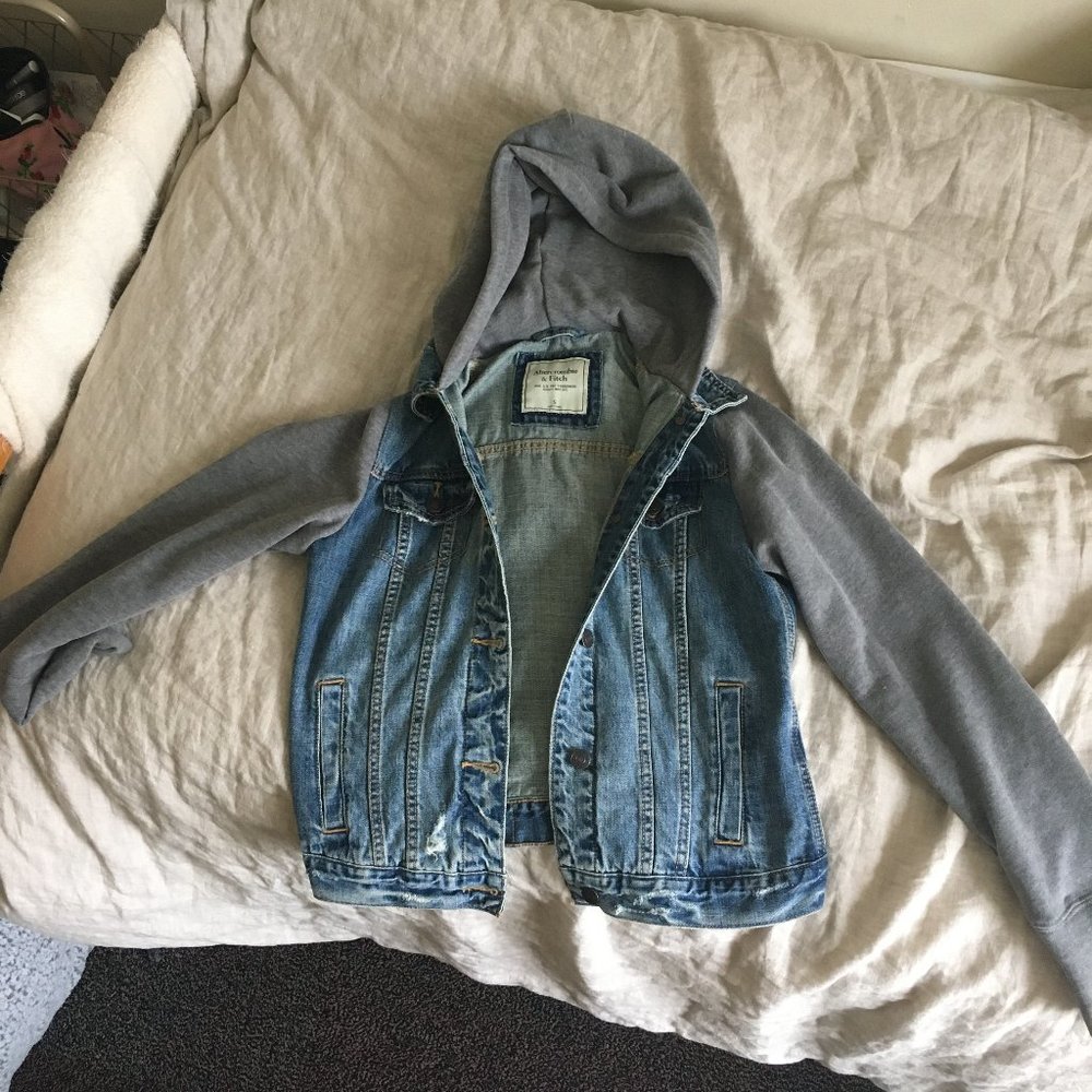 Abercrombie and Fitch Denim Jacket Hoodie, size 4